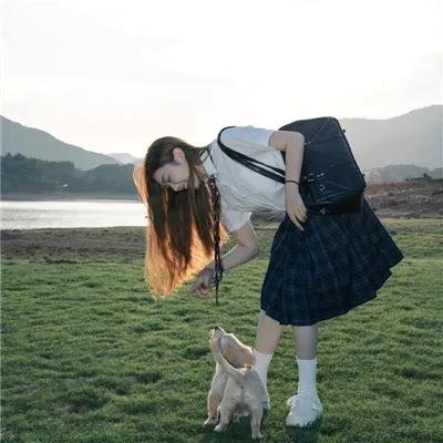 民主青年进行曲